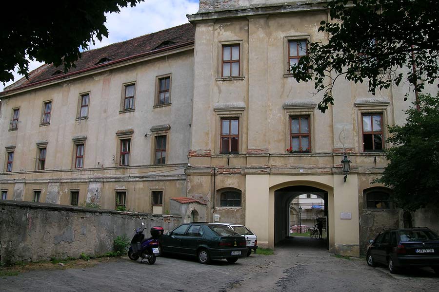 Bělá-pod-Bezdězem-02.jpg