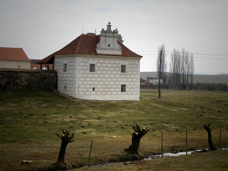 Křepenice-tvrz-2011-03