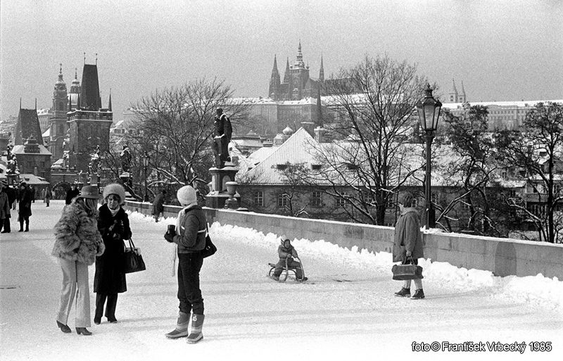 Karlův-most-1985