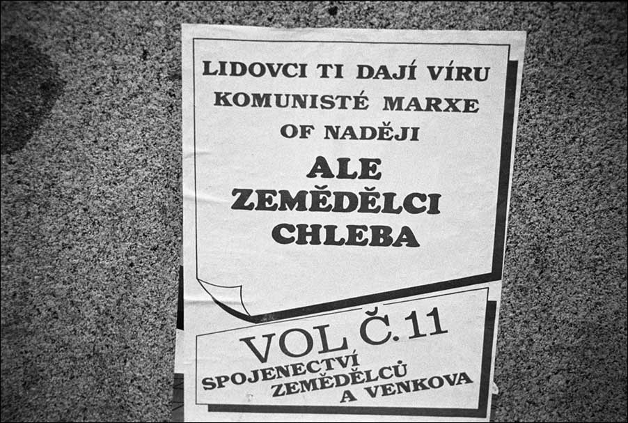 Praha-volby-1990-05.jpg